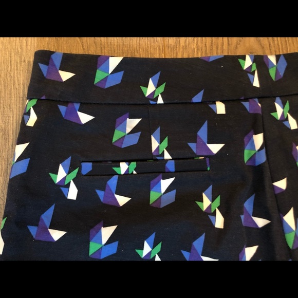 Club Monaco Shorts - Picture 4 of 4